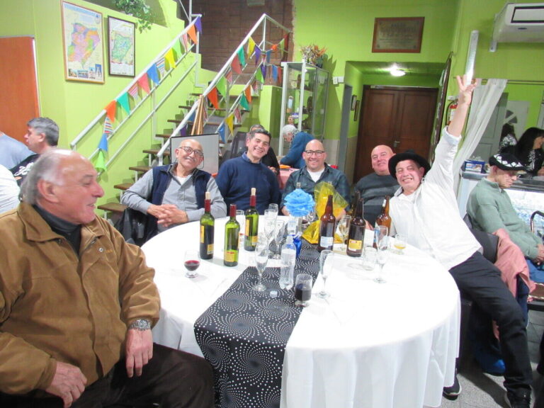 357358660_10232494362247503_1488554345276097292_n