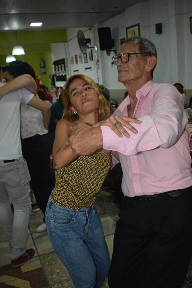 401694015_6611279155660709_5490247851769887302_n