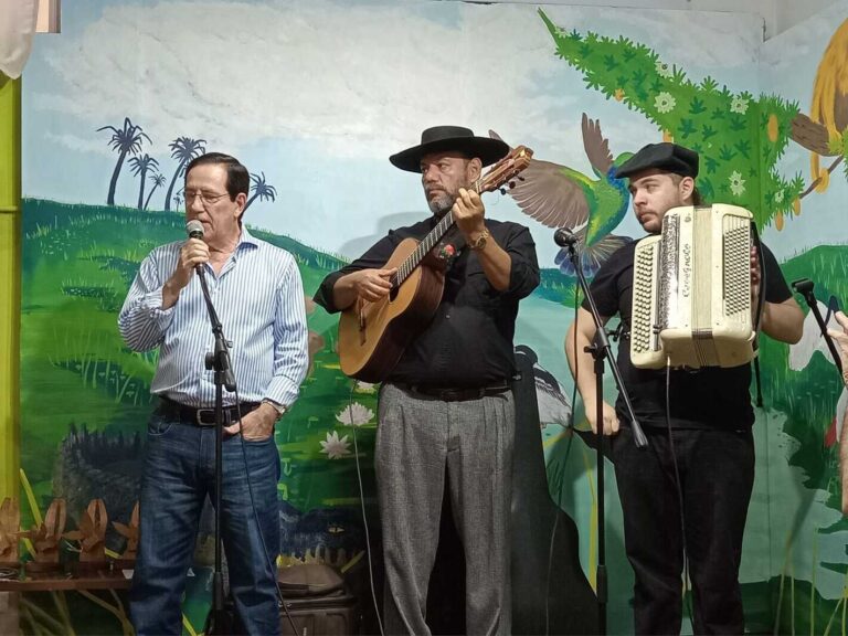 407916901_7033191250071124_5280484124293068415_n